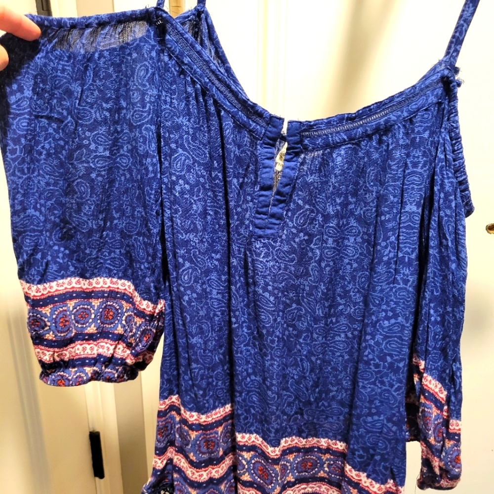 Off the shoulder loose fitting top